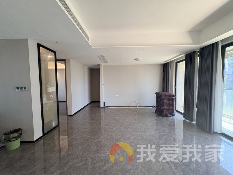 南昌我爱我家新旅明樾台 南北通透，采光好 装修好，环镜优美 视野好，诚心出售