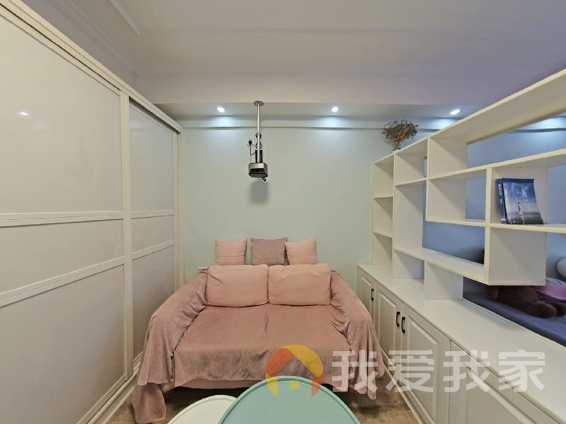 南昌我爱我家滨江明珠 南北通透，采光好 装修好，环镜优美 视野好，诚心出售