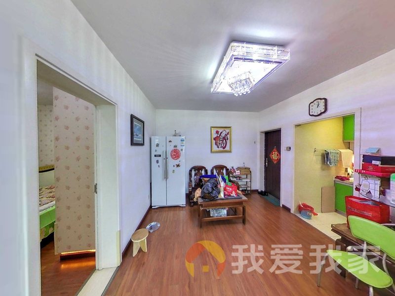 南昌我爱我家阳光家园B区 南北通透，采光好 视野好，诚心出售