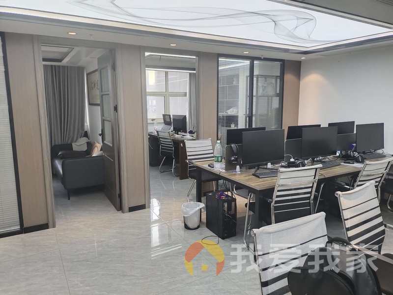 南昌我爱我家金久国际大厦(总部基地) 南北通透，采光好 装修好，环镜优美 视野好，诚心出售