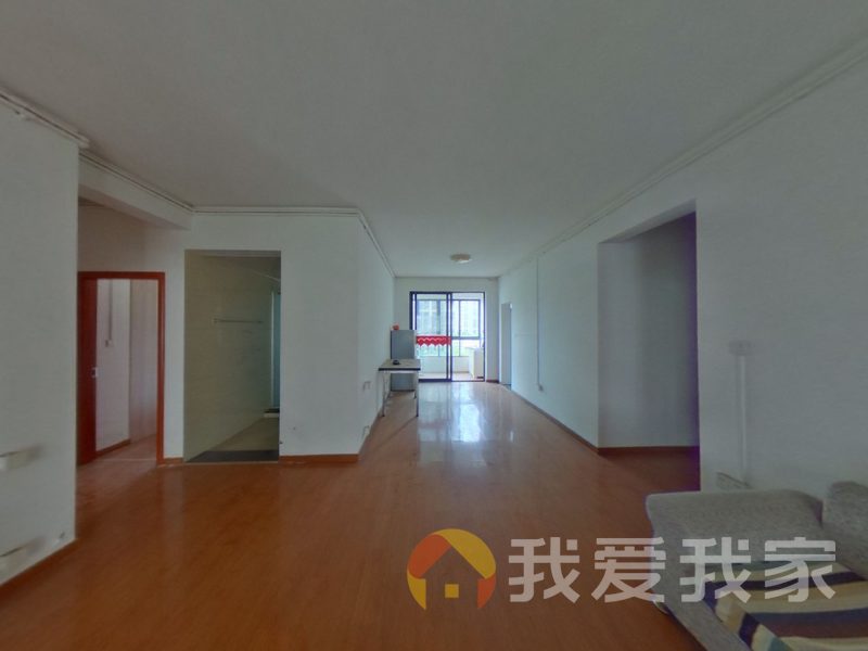 南昌我爱我家绿地悦城D区 南北通透，采光好 周边匹套完善，，出行方便