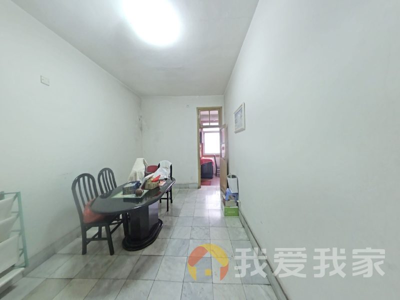 南昌我爱我家三经路9号农资公司宿舍 南北通透，采光好 视野好，诚心出售