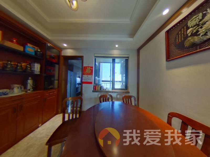南昌我爱我家恒大华府（金碧华府） 南北通透，采光好 装修好，环镜优美 中间楼层