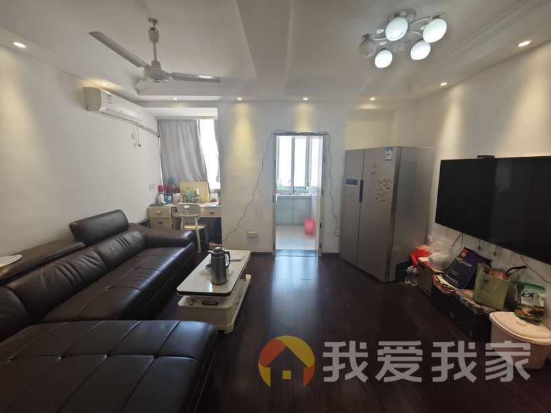 南昌我爱我家青岚嘉园 南北通透，采光好 装修好，环镜优美 视野好，诚心出售