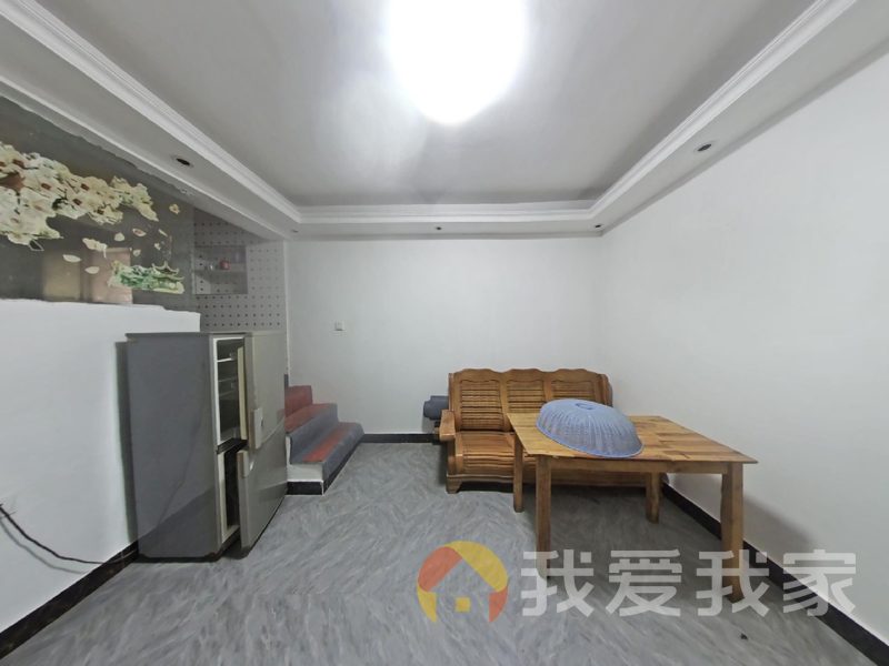 南昌我爱我家半步街 南北通透，采光好 装修好，环镜优美 周边匹套完善，，出行方便
