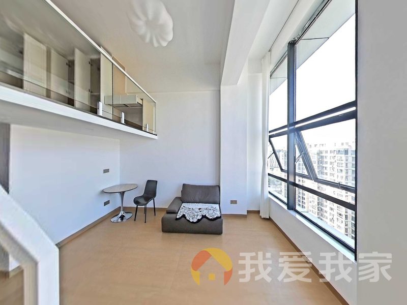 南昌我爱我家绿地未来城 南北通透，采光好 装修好，环镜优美 视野好，诚心出售
