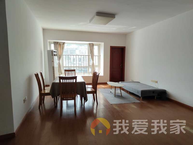 南昌我爱我家滨江嘉苑(海关宿舍) 南北通透，采光好 装修好，环镜优美 中间楼层