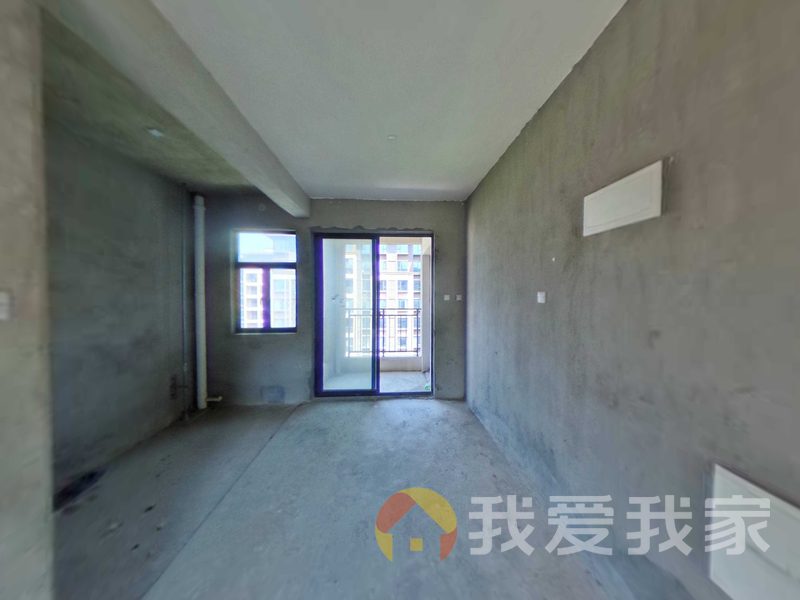 南昌我爱我家力高君御世家 南北通透，采光好 装修好，环镜优美 视野好，诚心出售