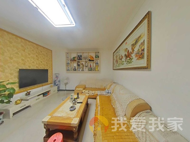 南昌我爱我家凤凰名苑 南北通透，采光好 中间楼层