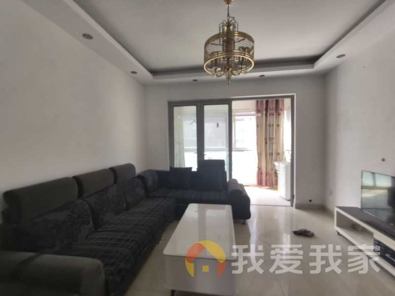 南昌我爱我家紫金城红郡 南北通透，采光好 装修好，环镜优美 中间楼层