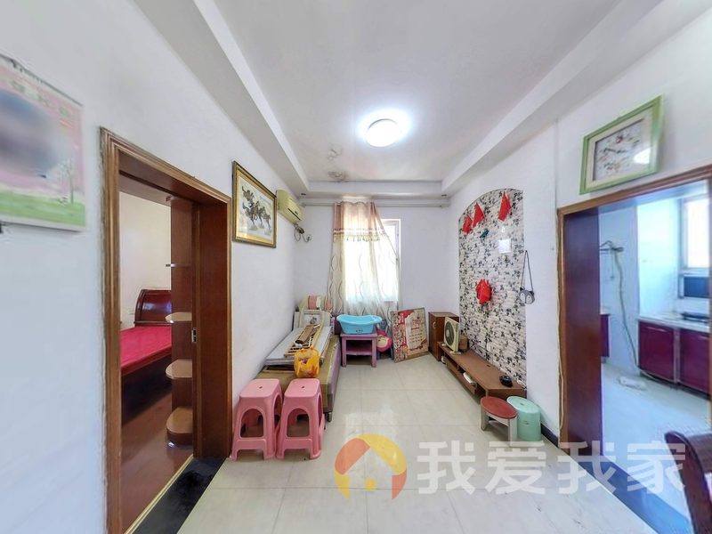 南昌我爱我家江铃梨园一区 南北通透，采光好 装修好，环镜优美 近地铁 视野好，诚心出售