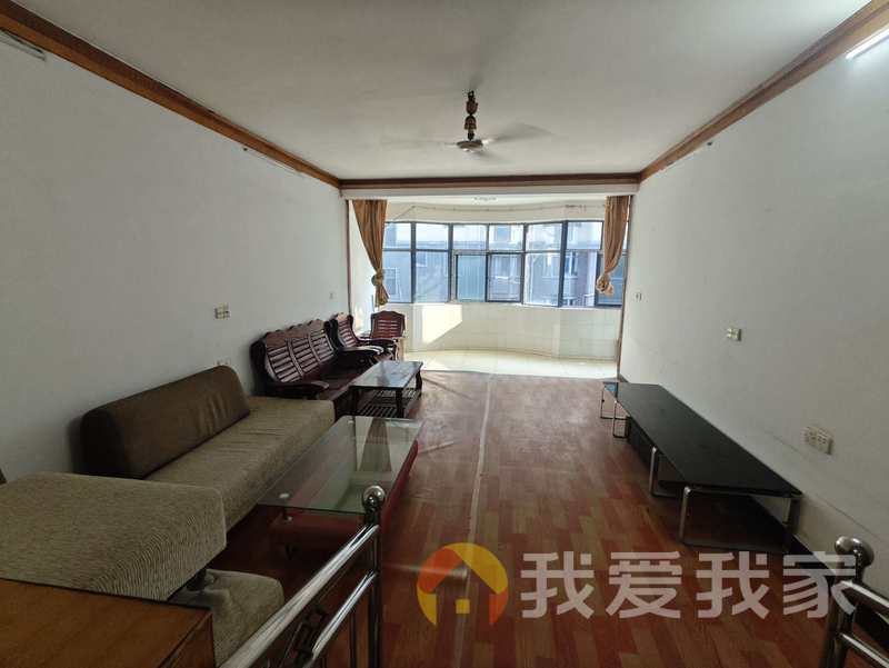 南昌我爱我家澄湖花苑 南北通透，采光好 装修好，环镜优美 近地铁 视野好，诚心出售