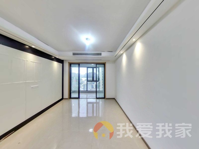 南昌我爱我家力高君誉城 南北通透，采光好 装修好，环镜优美 周边匹套完善，，出行方便