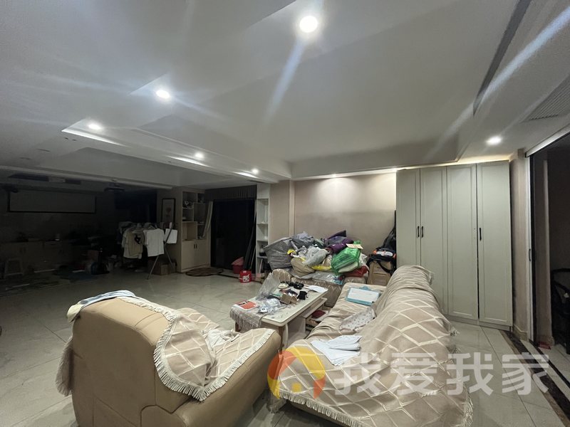 南昌我爱我家新力金沙湾 南北通透，采光好 装修好，环镜优美 周边匹套完善，，出行方便
