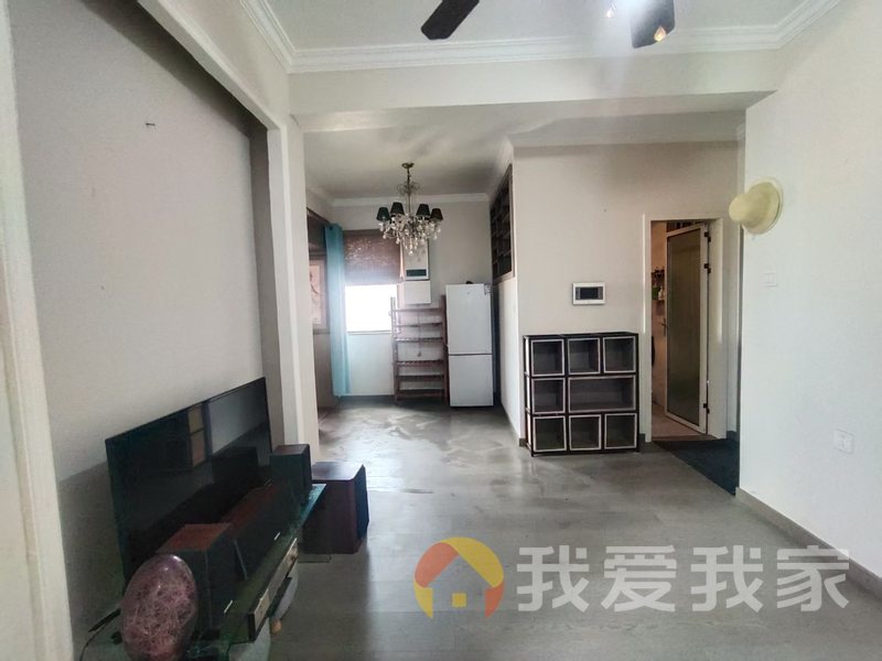 南昌我爱我家世纪中央城 南北通透，采光好 装修好，环镜优美 近地铁 视野好，诚心出售
