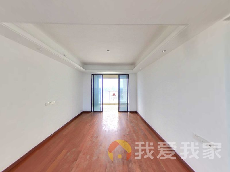 南昌我爱我家新力时代广场 南北通透，采光好 装修好，环镜优美 视野好，诚心出售