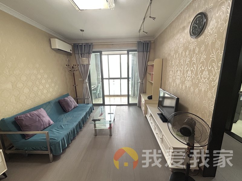 南昌我爱我家凤凰城二期凤翔苑 南北通透，采光好 装修好，环镜优美 近地铁 中间楼层