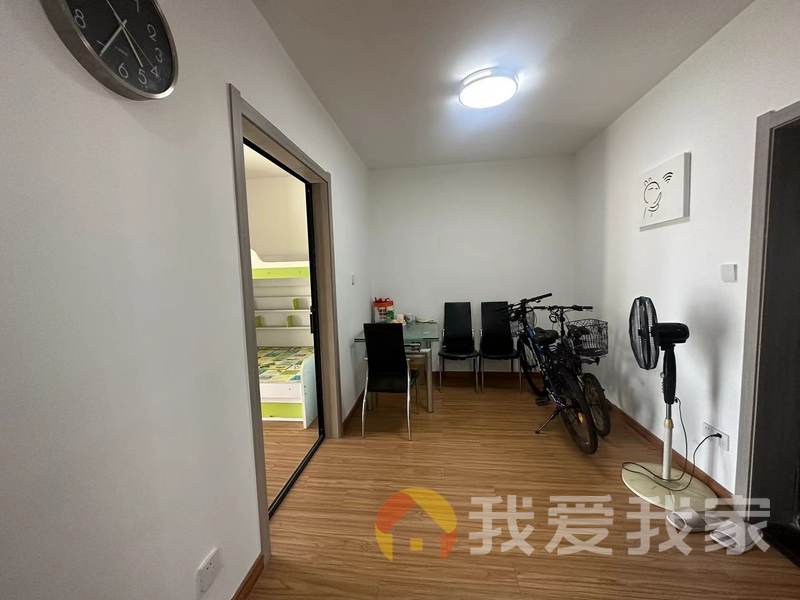 南昌我爱我家凤凰城二期凤翔苑 南北通透，采光好 装修好，环镜优美 近地铁 周边匹套完善，，出行方便