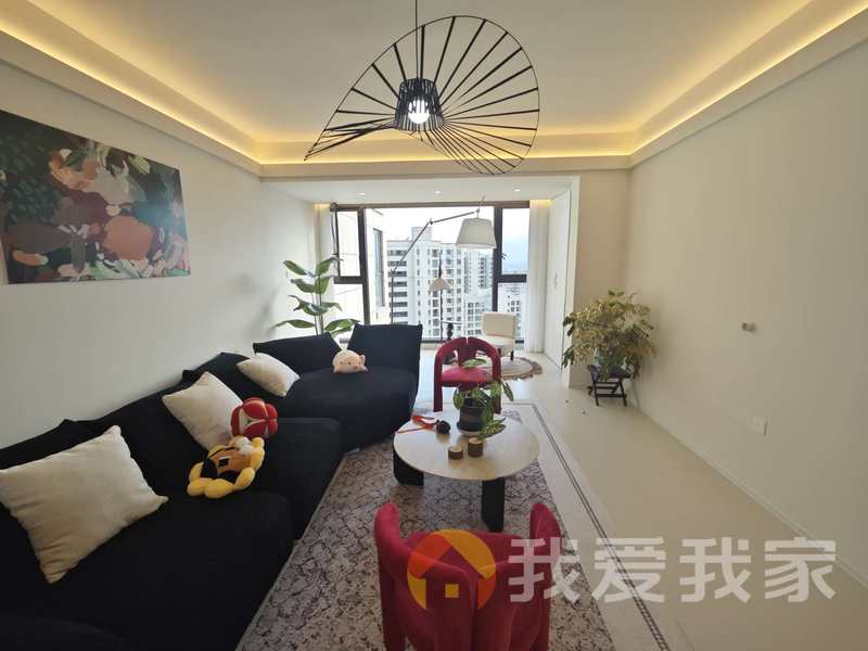 南昌我爱我家豪华装修，新建城大四房