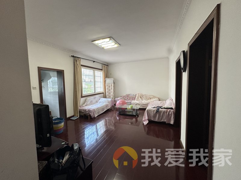 南昌我爱我家铁路九村（南铁世纪花园） 南北通透，采光好 装修好，环镜优美 近地铁 视野好，诚心出售