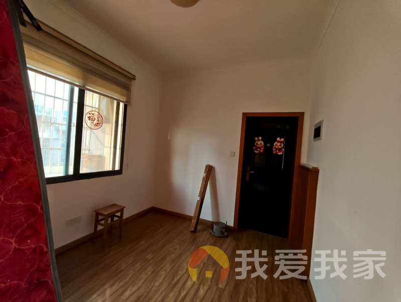 南昌我爱我家上海路住宅小区 南北通透，采光好 装修好，环镜优美 近地铁 视野好，诚心出售