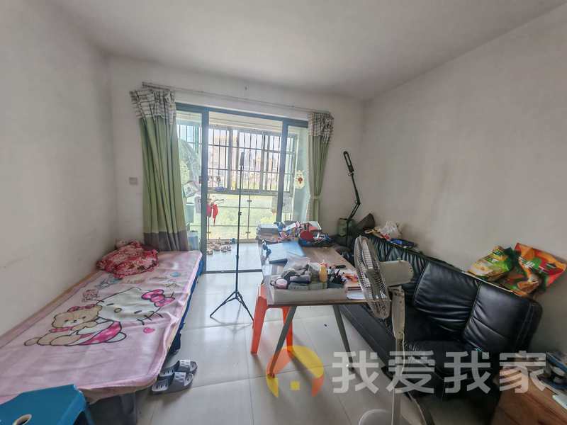 南昌我爱我家凤凰城二期凤翔苑 南北通透，采光好 近地铁 周边匹套完善，，出行方便
