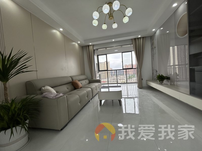 南昌我爱我家汇景名居 南北通透，采光好 装修好，环镜优美 视野好，诚心出售