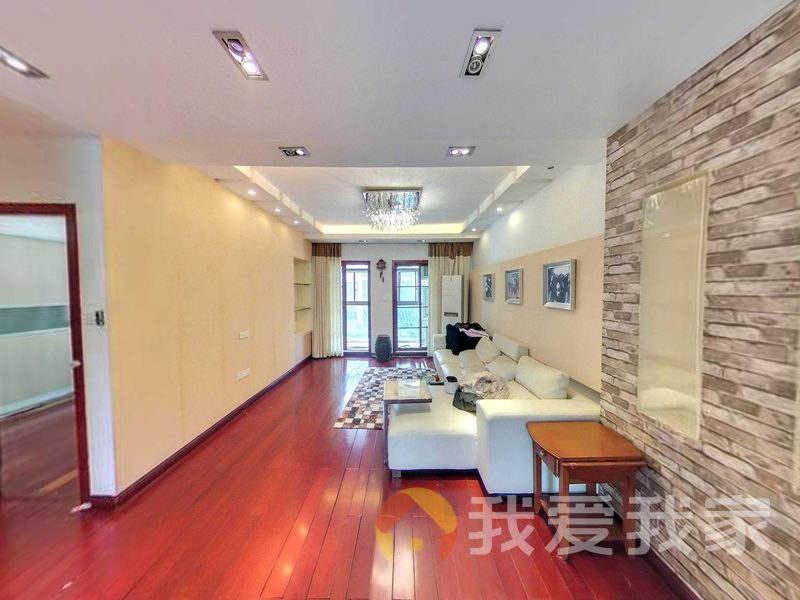 南昌我爱我家香溢花城二期 南北通透，采光好 装修好，环镜优美 中间楼层