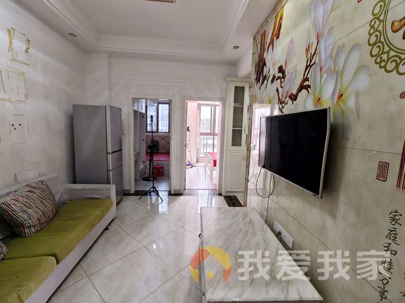 南昌我爱我家中大城 南北通透，采光好 装修好，环镜优美 周边匹套完善，，出行方便