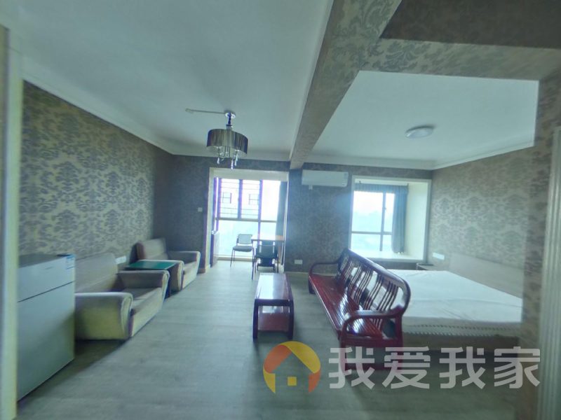 南昌我爱我家锦海东方银座 南北通透，采光好 装修好，环镜优美 近地铁 视野好，诚心出售