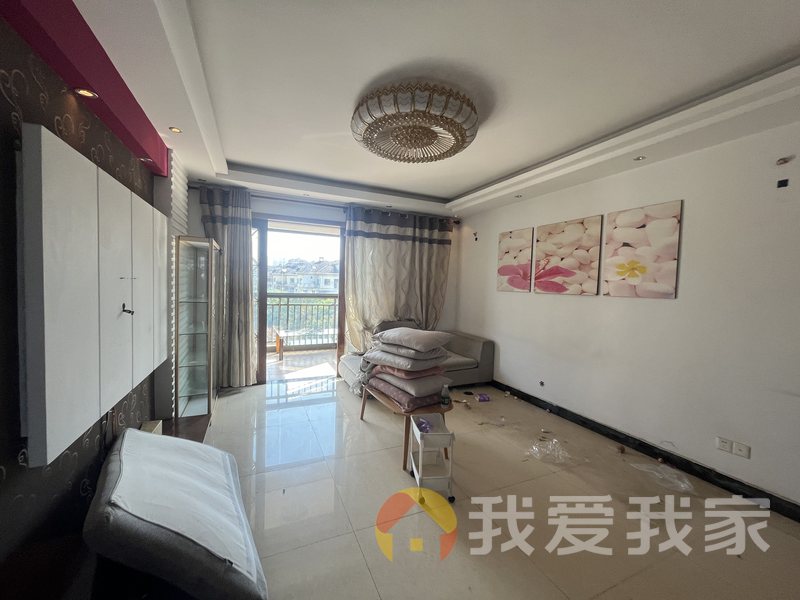 南昌我爱我家九里象湖城嘉和里 南北通透，采光好 装修好，环镜优美 视野好，诚心出售