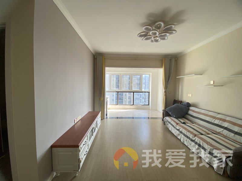 南昌我爱我家城泰枫桦天成 南北通透，采光好 装修好，环镜优美 中间楼层