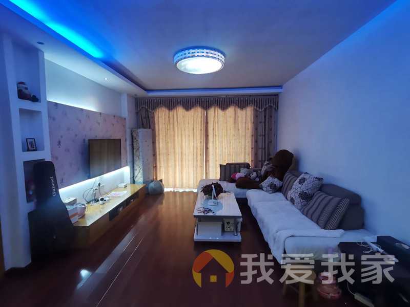 南昌我爱我家世纪风情二期 南北通透，采光好 装修好，环镜优美 近地铁 视野好，诚心出售
