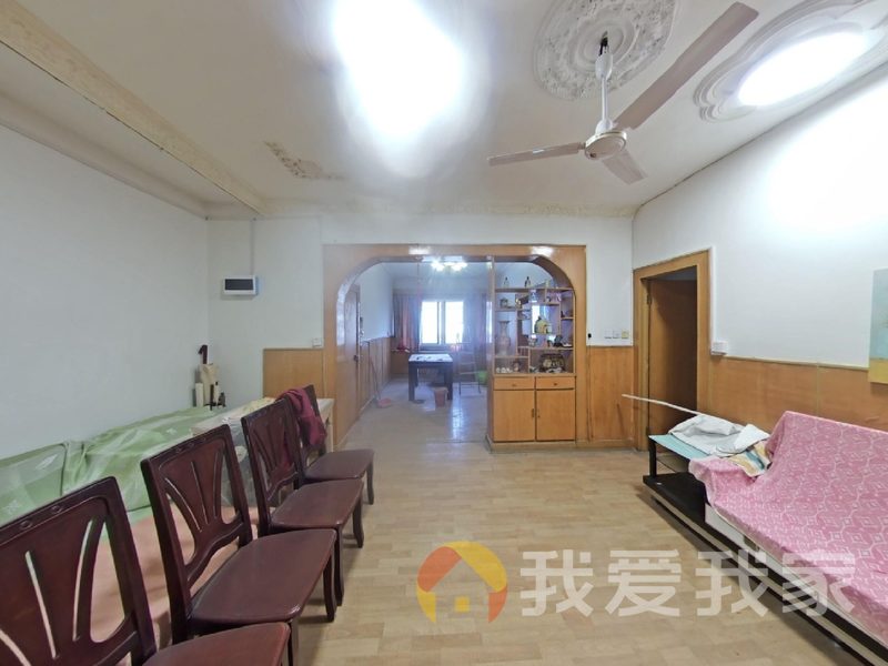 南昌我爱我家一纬路公安厅宿舍 南北通透，采光好 视野好，诚心出售
