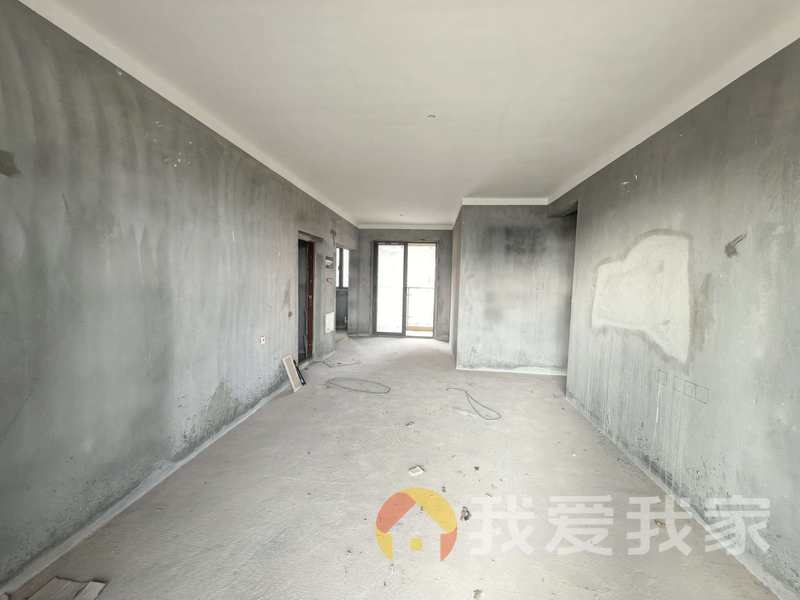 南昌我爱我家西站瑞都 南北通透，采光好 中间楼层