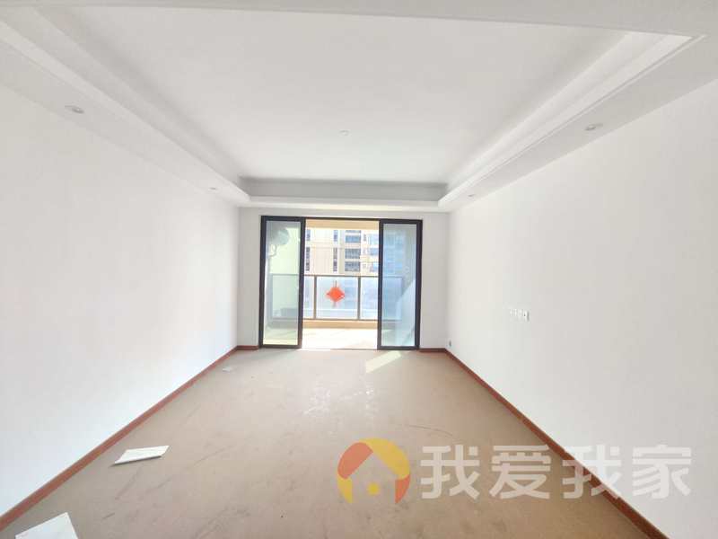 南昌我爱我家新力琥珀园二期 南北通透，采光好 装修好，环镜优美 视野好，诚心出售