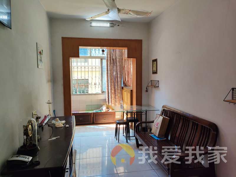 南昌我爱我家顺外路 南北通透，采光好 装修好，环镜优美 视野好，诚心出售
