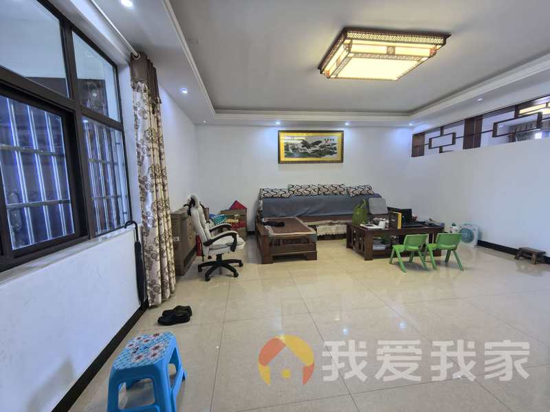 南昌我爱我家观水花园 南北通透，采光好 装修好，环镜优美 视野好，诚心出售