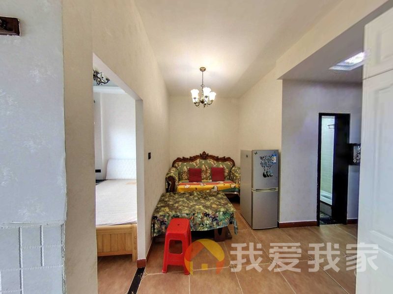 南昌我爱我家力高国际城一期巴塞罗那 南北通透，采光好 装修好，环镜优美 视野好，诚心出售