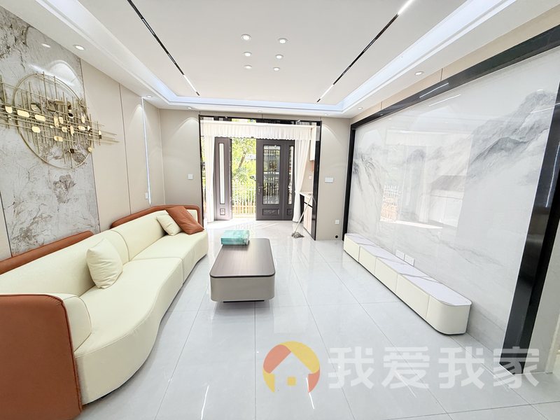 南昌我爱我家伟梦清水湾龙井香苑 南北通透，采光好 装修好，环镜优美 近地铁 周边匹套完善，，出行方便