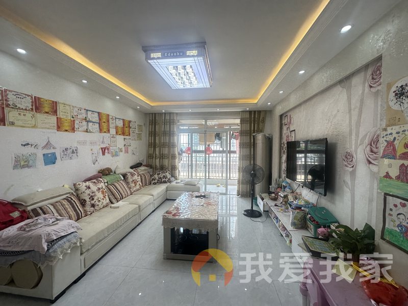南昌我爱我家银河城白沙地 南北通透，采光好 装修好，环镜优美 近地铁 中间楼层