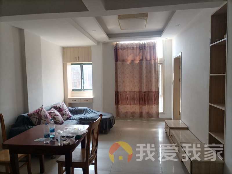 南昌我爱我家永通澄湖国际街区二期 南北通透，采光好 装修好，环镜优美 视野好，诚心出售