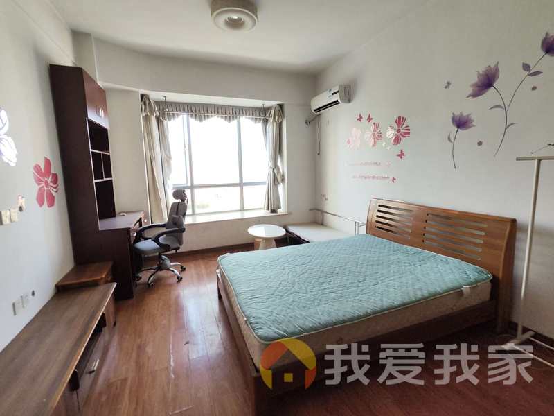 南昌我爱我家抚生路388号国金滨江 南北通透，采光好 装修好，环镜优美 视野好，诚心出售