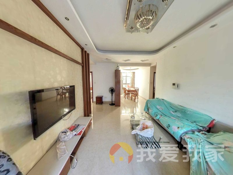 南昌我爱我家正荣大湖之都西水滨鹭岛 南北通透，采光好 装修好，环镜优美 视野好，诚心出售
