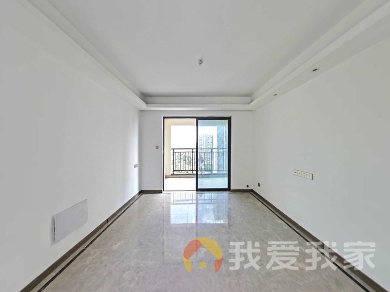 南昌我爱我家正荣悦澜湾 南北通透，采光好 装修好，环镜优美 视野好，诚心出售