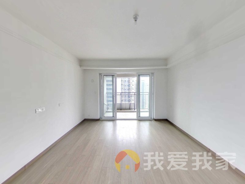 南昌我爱我家联发万科海上明月 南北通透，采光好 装修好，环镜优美 视野好，诚心出售