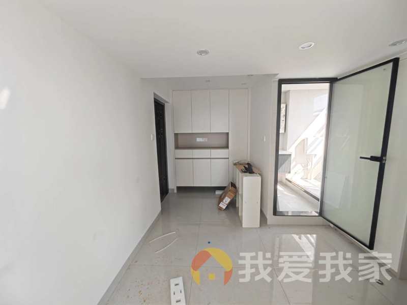 南昌我爱我家鸿海溪园 南北通透，采光好 装修好，环镜优美 周边匹套完善，，出行方便