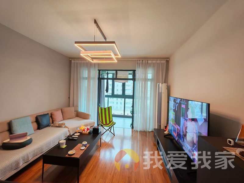 南昌我爱我家经纬府邸一期熙园 南北通透，采光好 装修好，环镜优美 近地铁 视野好，诚心出售