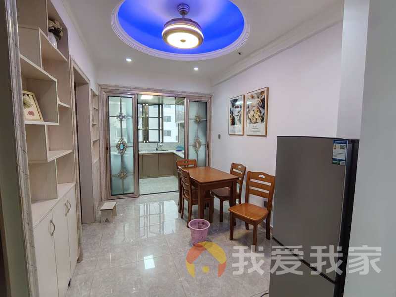 南昌我爱我家coco悦城 南北通透，采光好 装修好，环镜优美 中间楼层