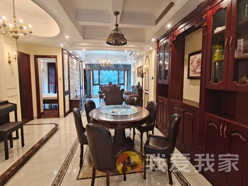 南昌我爱我家正荣大湖之都岛居 南北通透，采光好 装修好，环镜优美 视野好，诚心出售